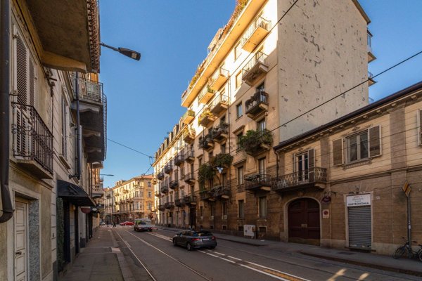 appartamento in vendita a Torino