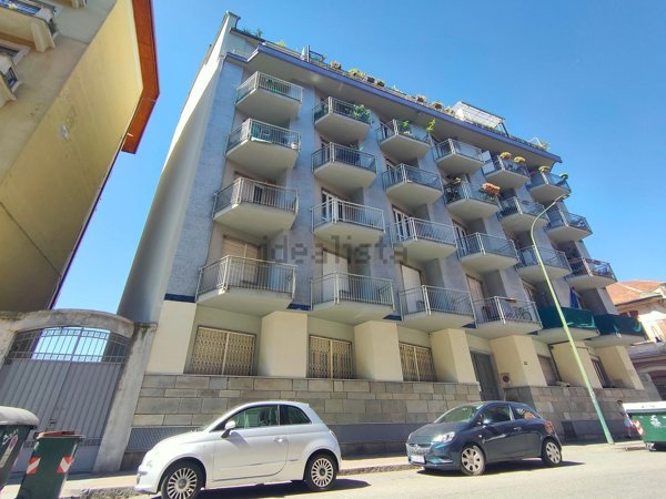 appartamento in vendita a Torino in zona Cenisia