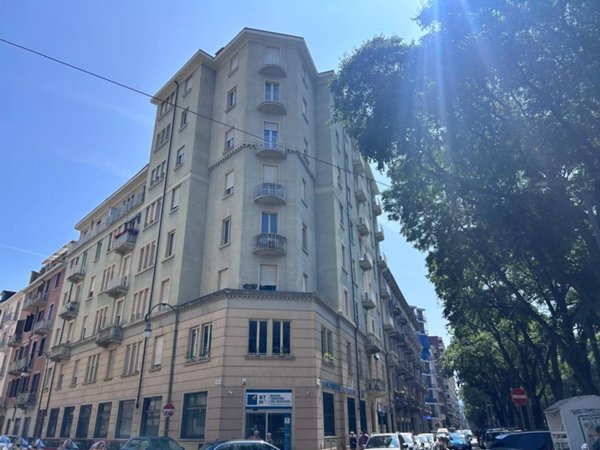 appartamento in vendita a Torino in zona Cenisia