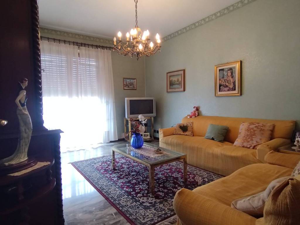 appartamento in vendita a Torino in zona Mirafiori Nord