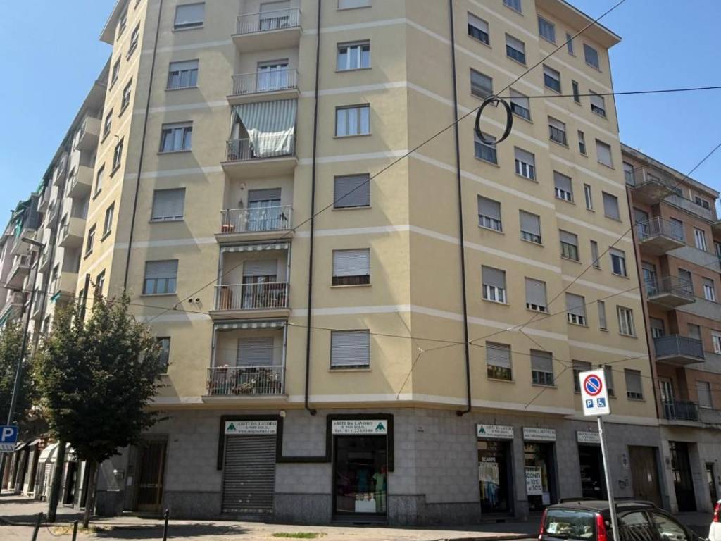 appartamento in vendita a Torino in zona Borgata Vittoria