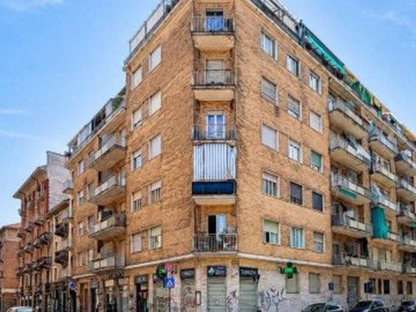 appartamento in vendita a Torino in zona Lingotto