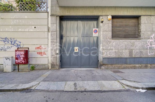 locale di sgombero in vendita a Torino