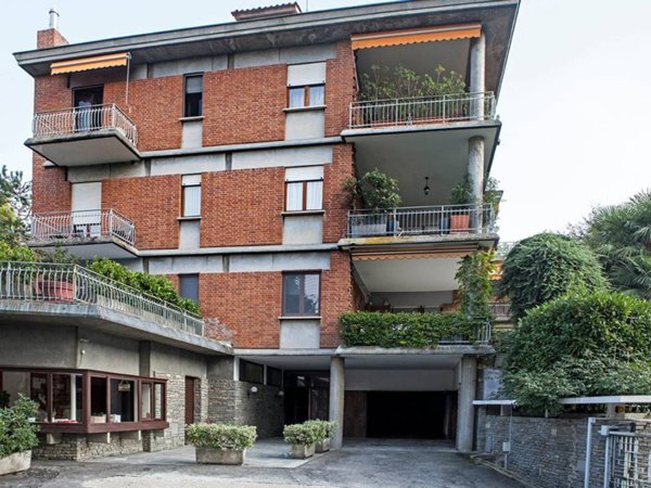 appartamento in vendita a Torino in zona Superga