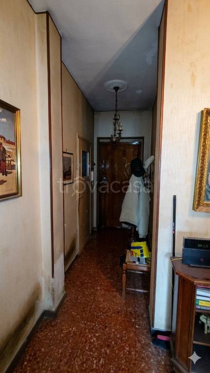appartamento in vendita a Torino in zona Borgata Vittoria