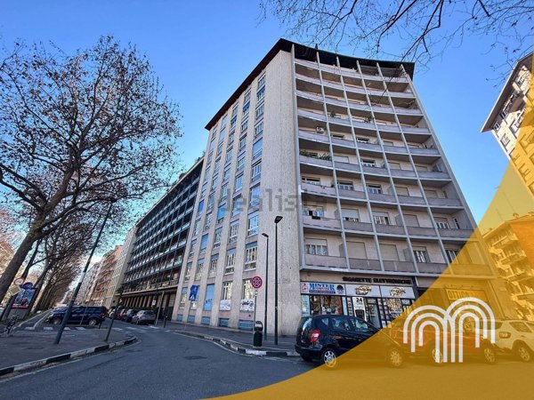 appartamento in vendita a Torino in zona Cenisia