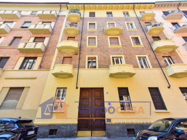 appartamento in vendita a Torino in zona San Salvario