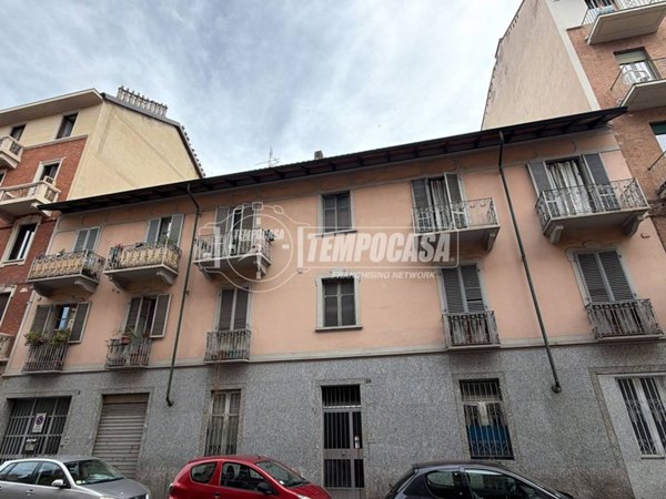 appartamento in vendita a Torino in zona Borgata Vittoria