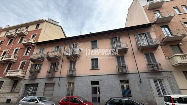 appartamento in vendita a Torino in zona Borgata Vittoria