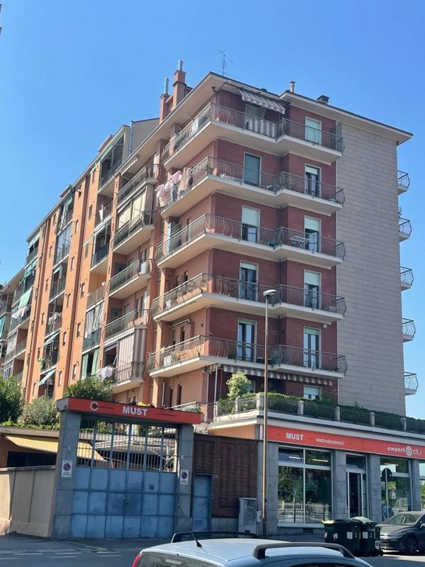 appartamento in vendita a Torino in zona Santa Rita