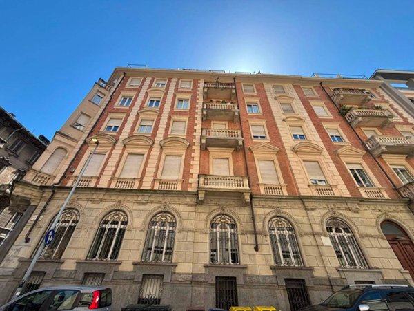 appartamento in vendita a Torino in zona San Salvario