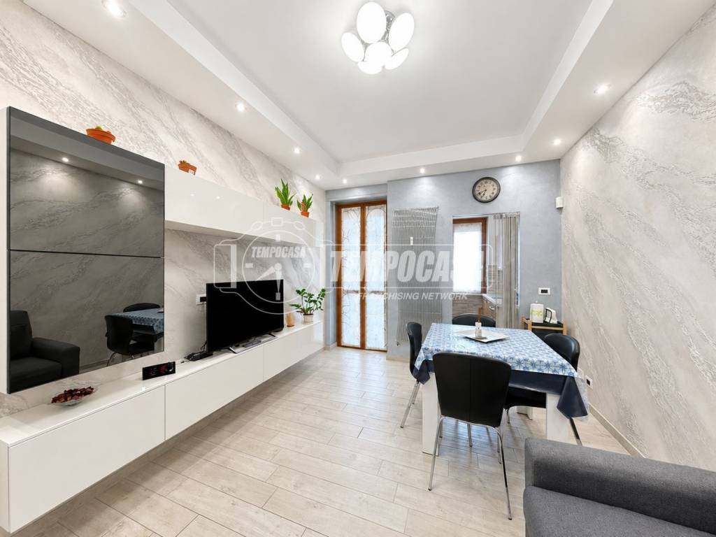 appartamento in vendita a Torino in zona Lucento
