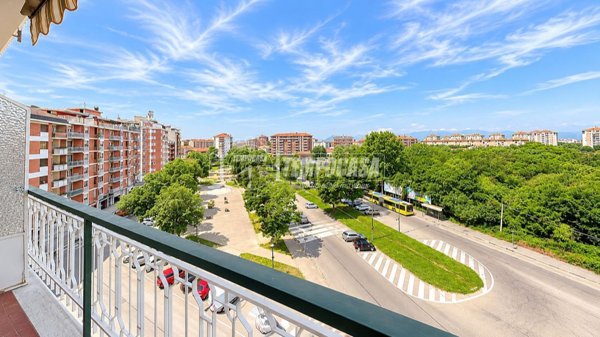 appartamento in vendita a Torino in zona Lucento