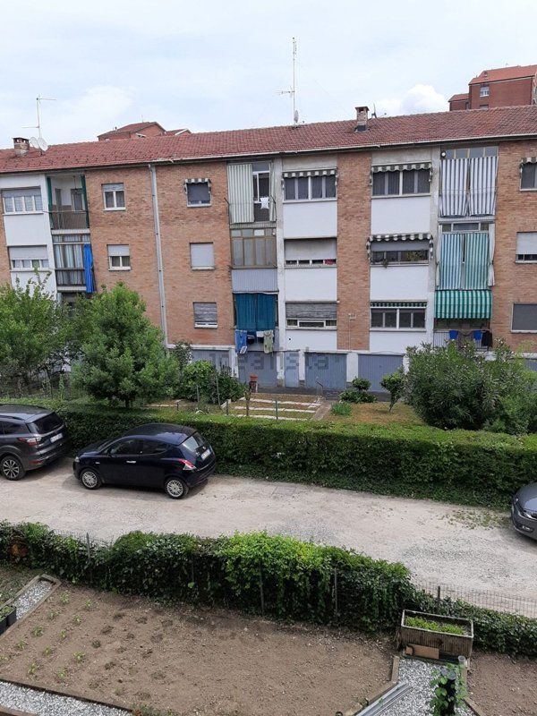 appartamento in vendita a Torino in zona Vallette