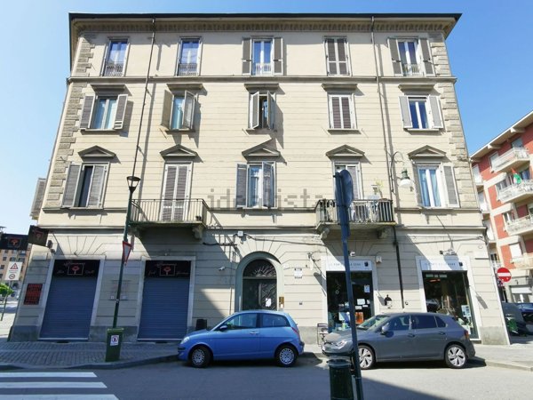 appartamento in vendita a Torino in zona Regio Parco