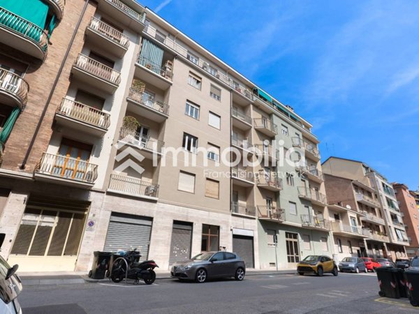 appartamento in vendita a Torino in zona Santa Rita