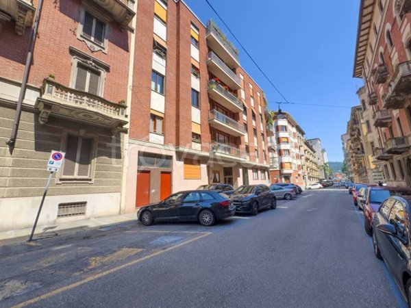 appartamento in vendita a Torino in zona Crocetta