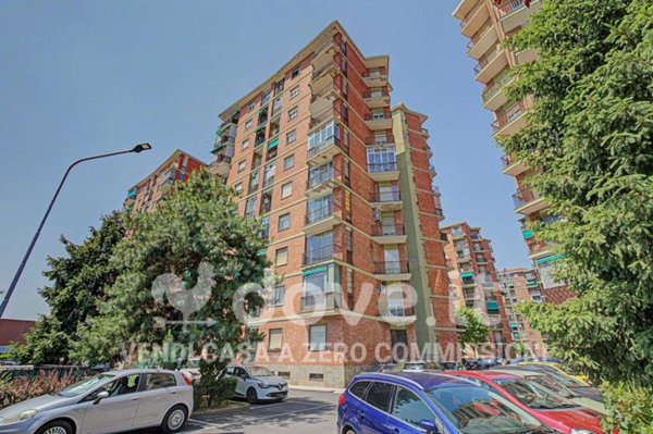 appartamento in vendita a Torino in zona Lingotto