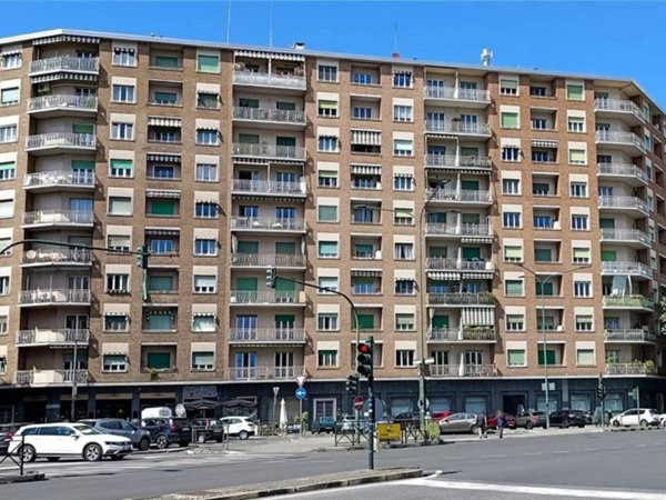 appartamento in vendita a Torino in zona Santa Rita