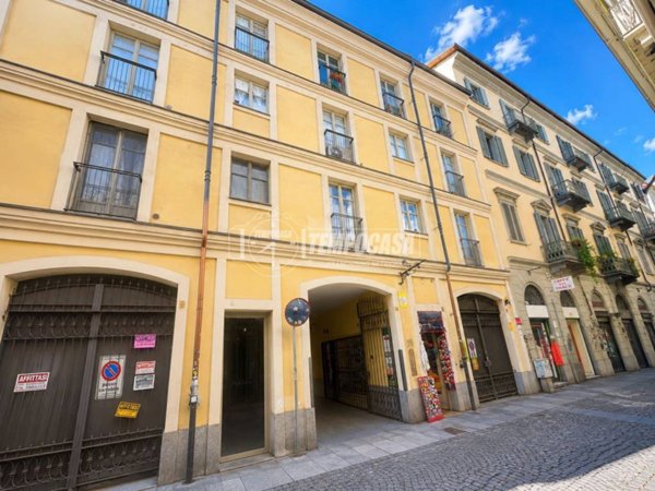 negozio in vendita a Torino in zona Centro Storico