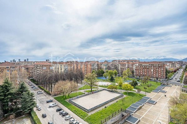 appartamento in vendita a Torino in zona Borgata Vittoria