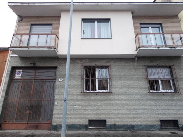casa indipendente in vendita a Torino in zona Mirafiori Sud