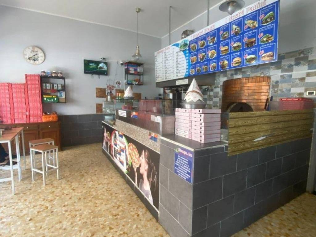 negozio in vendita a Torino in zona Pozzo Strada