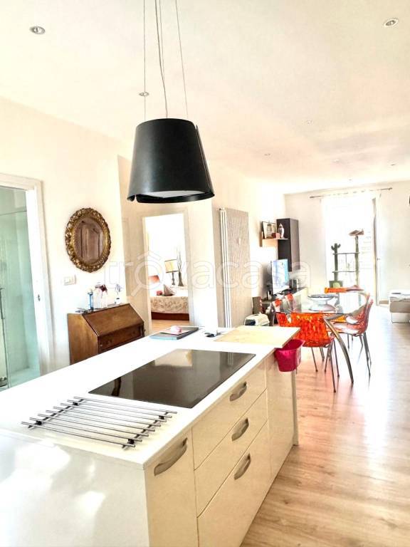 appartamento in vendita a Torino in zona Millefonti