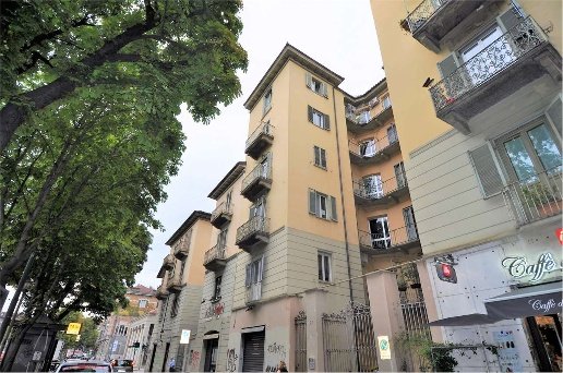 appartamento in vendita a Torino in zona Crocetta