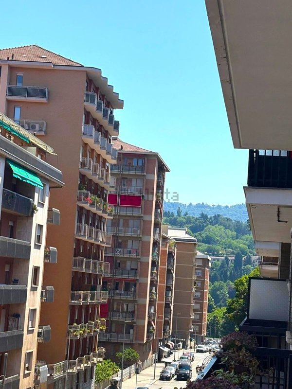 appartamento in vendita a Torino in zona Millefonti
