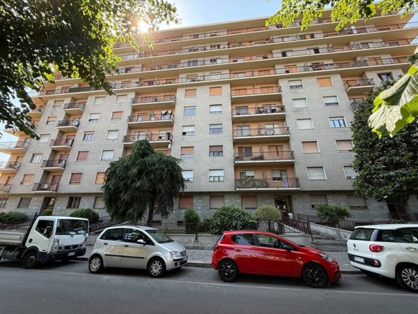 appartamento in vendita a Torino in zona Borgata Vittoria