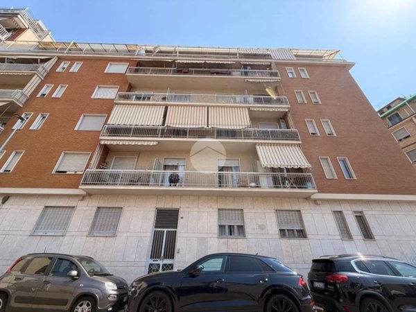 appartamento in vendita a Torino in zona Lucento