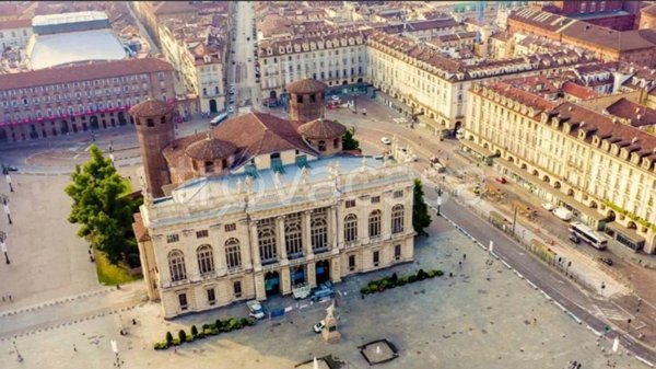 appartamento in vendita a Torino in zona Centro Storico