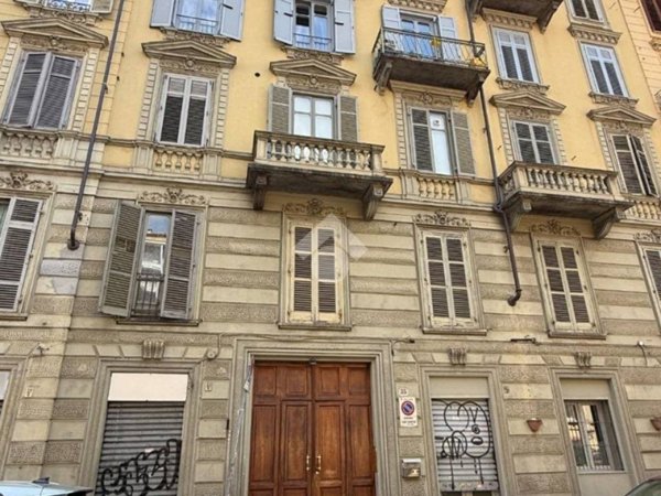 appartamento in vendita a Torino in zona San Salvario