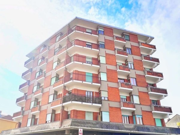 appartamento in vendita a Torino in zona Rosa