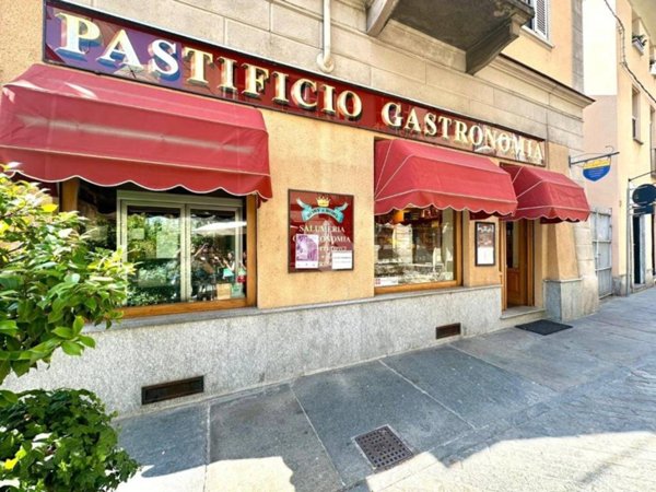 negozio in vendita a Torino in zona Gran Madre