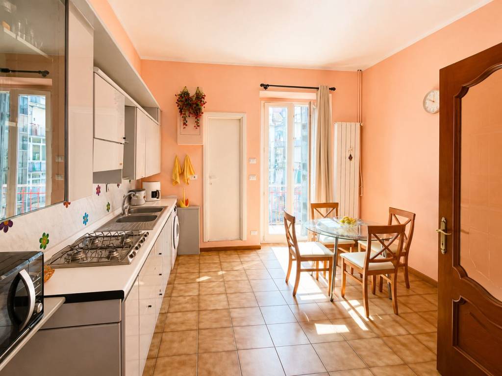 appartamento in vendita a Torino in zona Parella