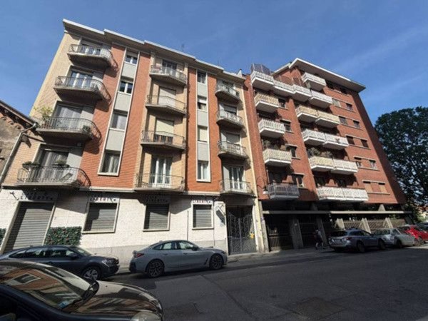 appartamento in vendita a Torino in zona Cit Turin