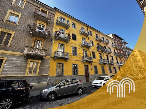 appartamento in vendita a Torino in zona Cenisia