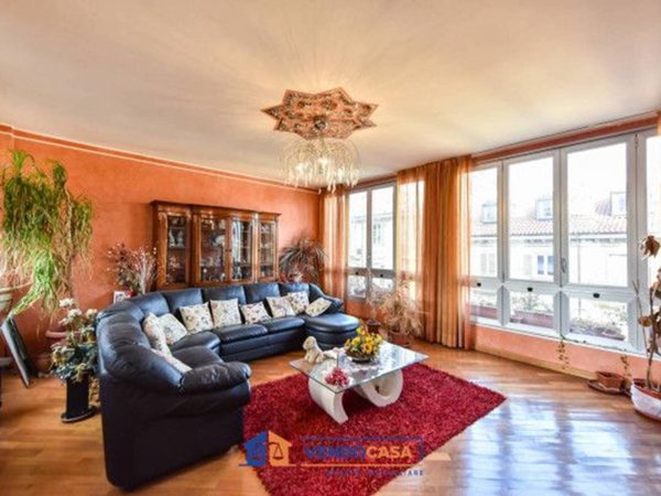 appartamento in vendita a Torino in zona Cit Turin