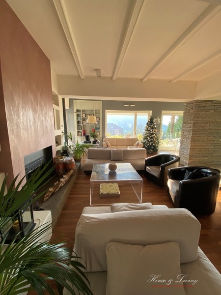 casa indipendente in vendita a Torino in zona Cavoretto