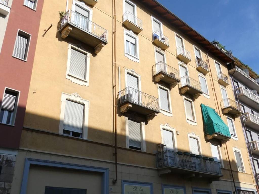 appartamento in vendita a Torino in zona Lingotto