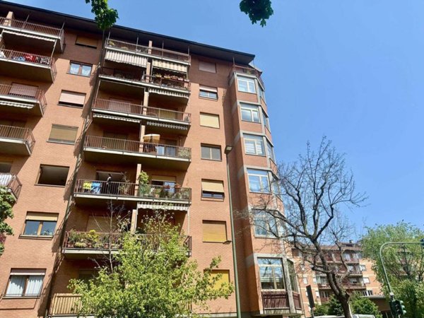 appartamento in vendita a Torino in zona Mirafiori Nord