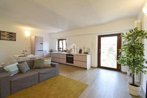 appartamento in vendita a Torino in zona Rosa