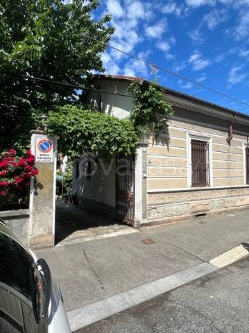 casa indipendente in vendita a Torino in zona Rebaudengo