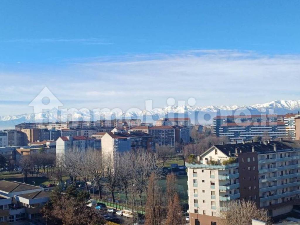 appartamento in vendita a Torino in zona Parella