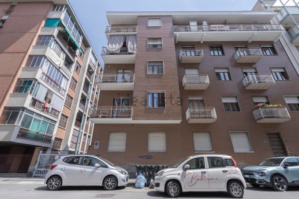 appartamento in vendita a Torino in zona Santa Rita