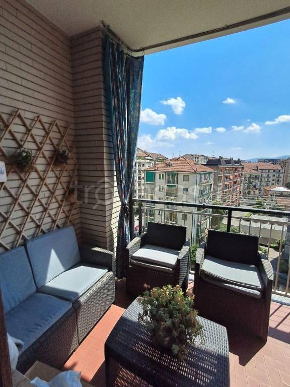 appartamento in vendita a Torino in zona Pozzo Strada