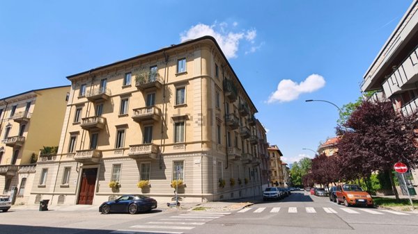ufficio in vendita a Torino in zona Centro Storico