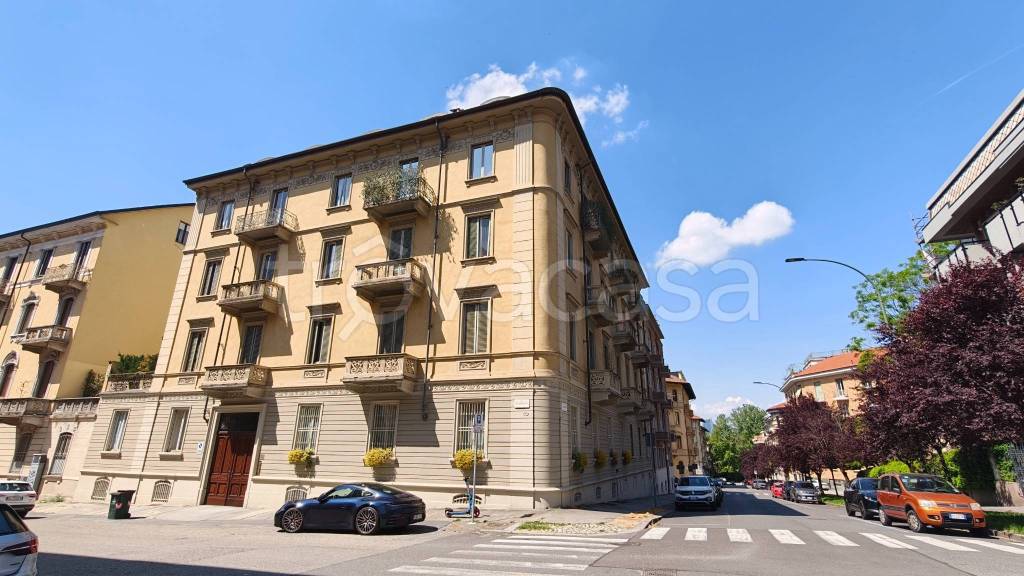 appartamento in vendita a Torino in zona Gran Madre